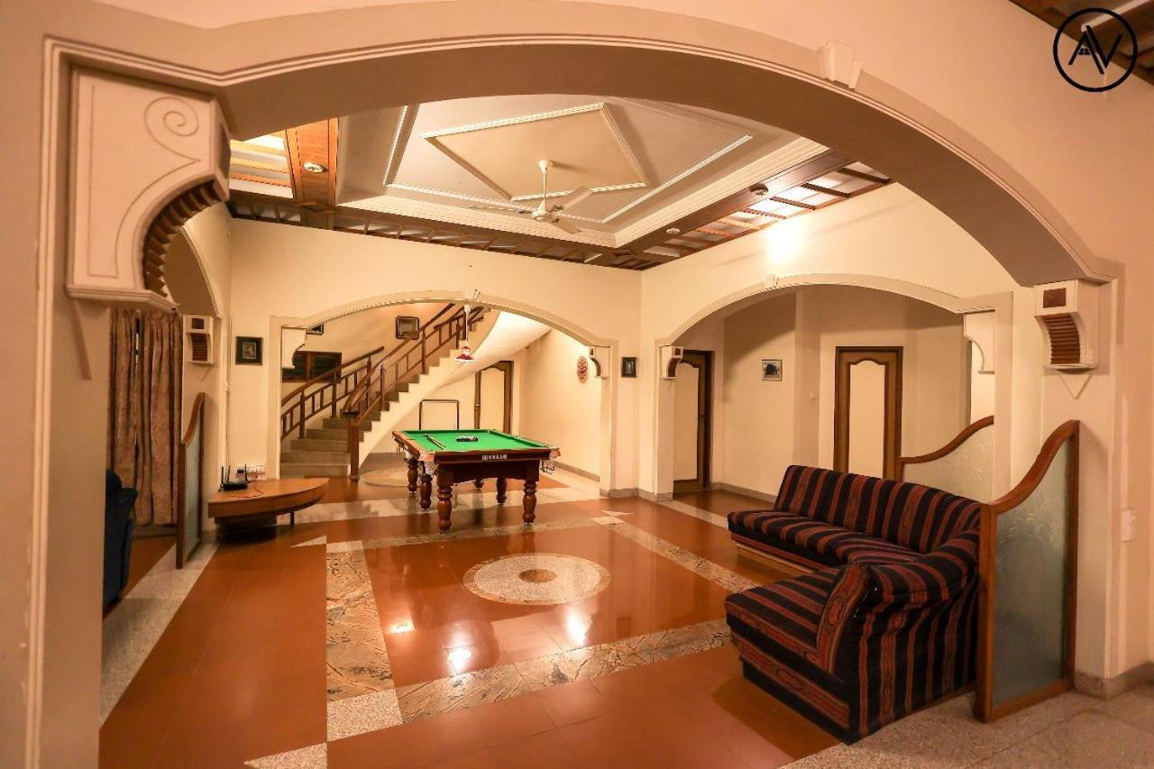 Arcus Villa - Swimming Pool/Ac/Luxurious Mahābaleshwar Екстериор снимка