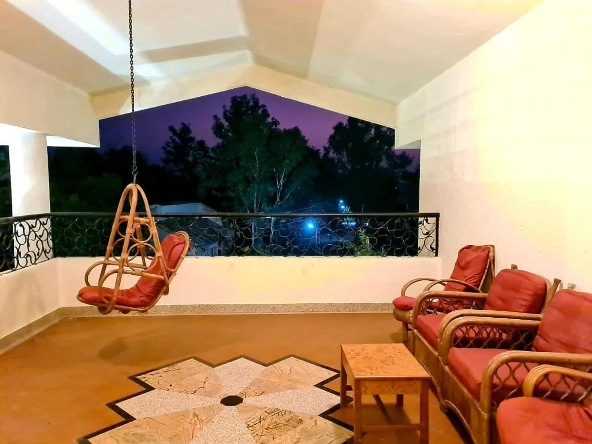 Arcus Villa - Swimming Pool/Ac/Luxurious Mahābaleshwar Екстериор снимка