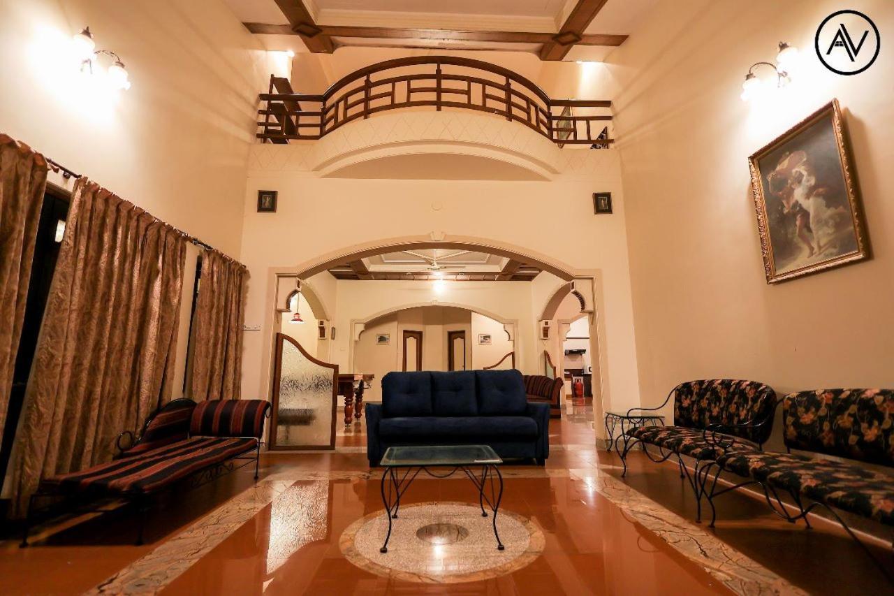 Arcus Villa - Swimming Pool/Ac/Luxurious Mahābaleshwar Екстериор снимка