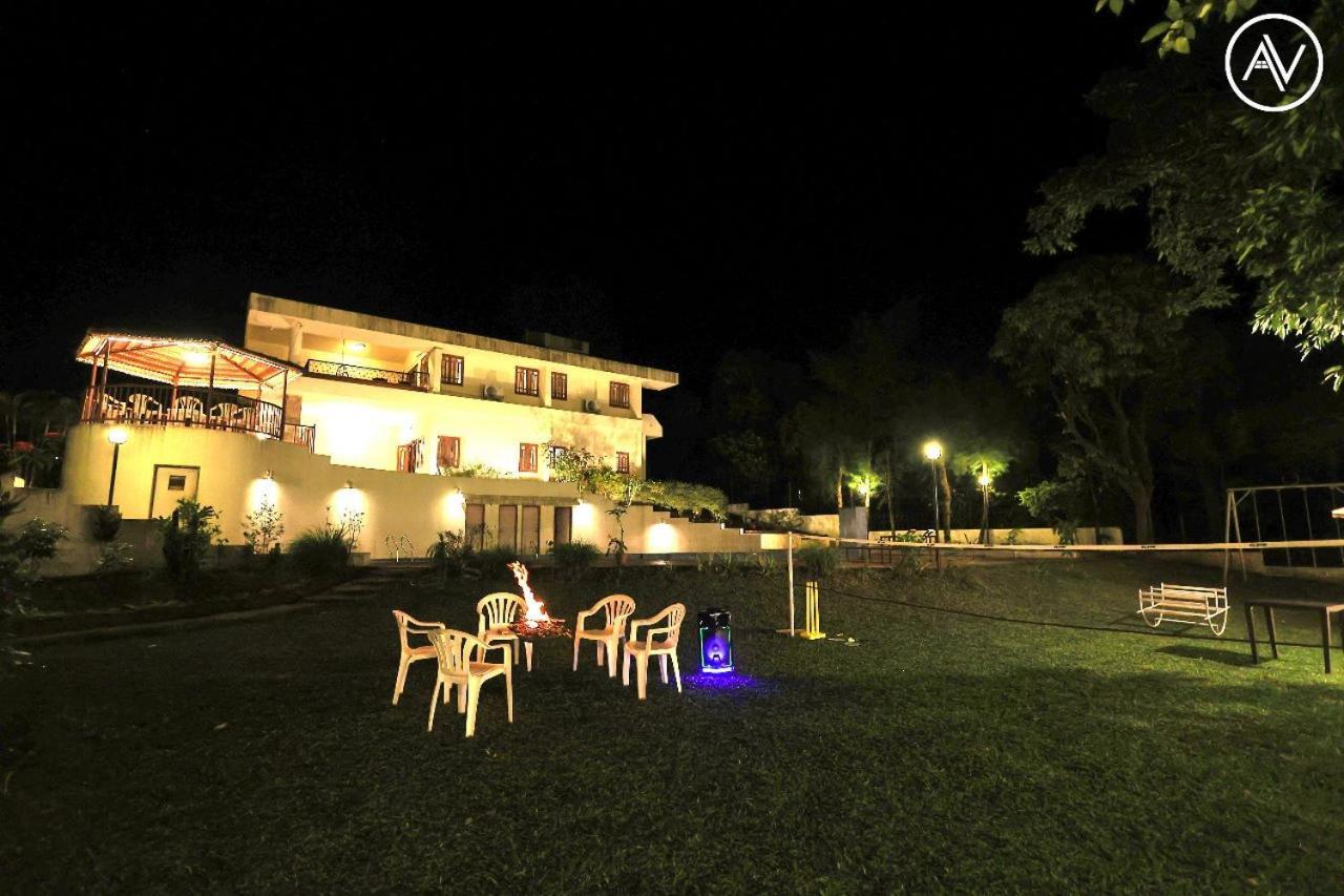 Arcus Villa - Swimming Pool/Ac/Luxurious Mahābaleshwar Екстериор снимка