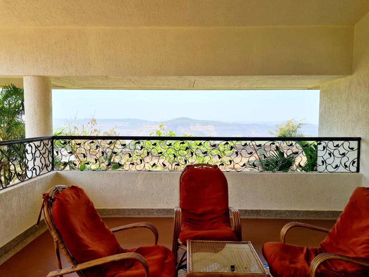 Arcus Villa - Swimming Pool/Ac/Luxurious Mahābaleshwar Екстериор снимка