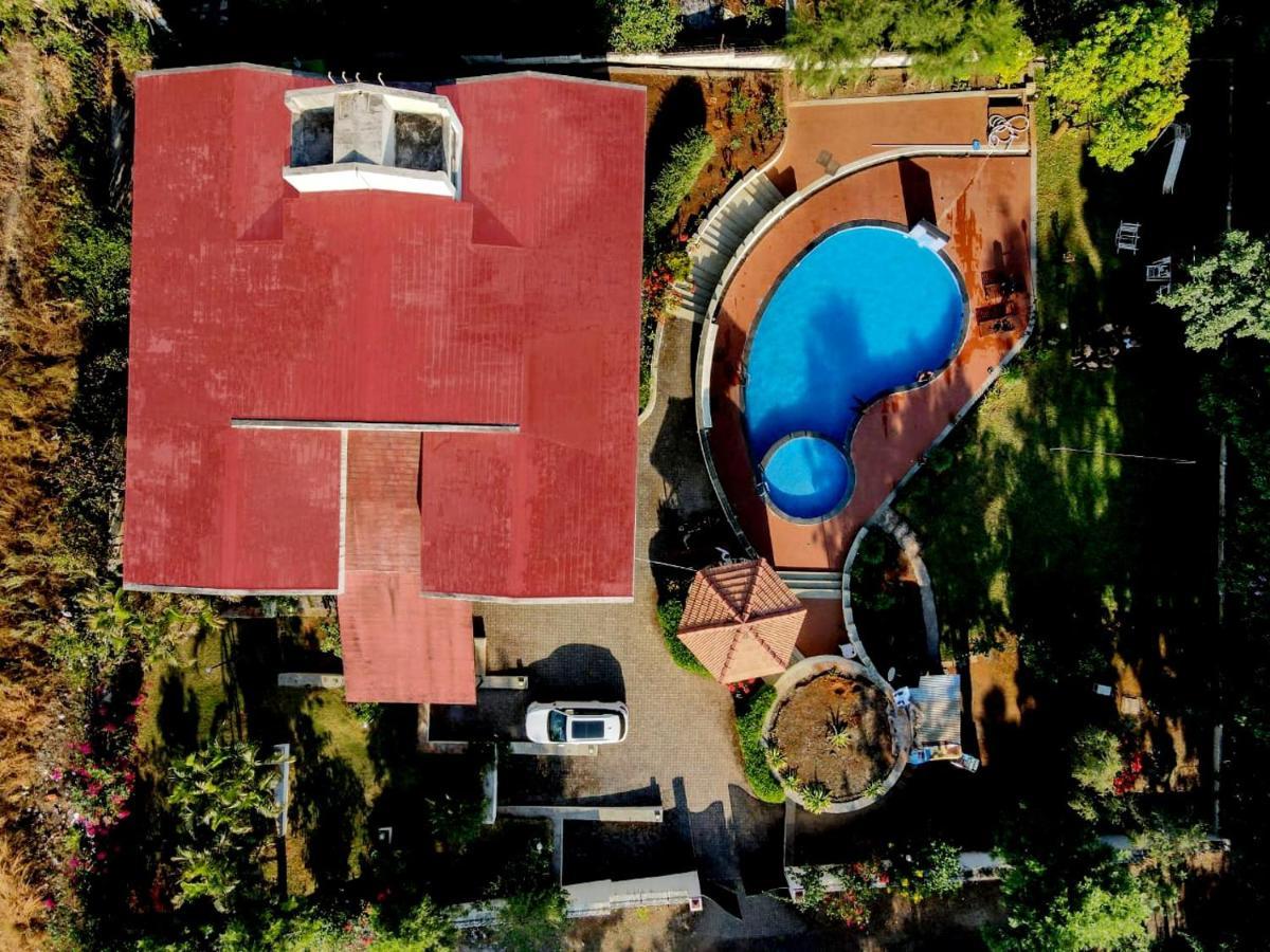 Arcus Villa - Swimming Pool/Ac/Luxurious Mahābaleshwar Екстериор снимка